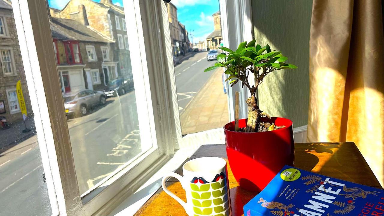 Spacious Georgian Apartment, Central Barnard Castle. Eksteriør billede